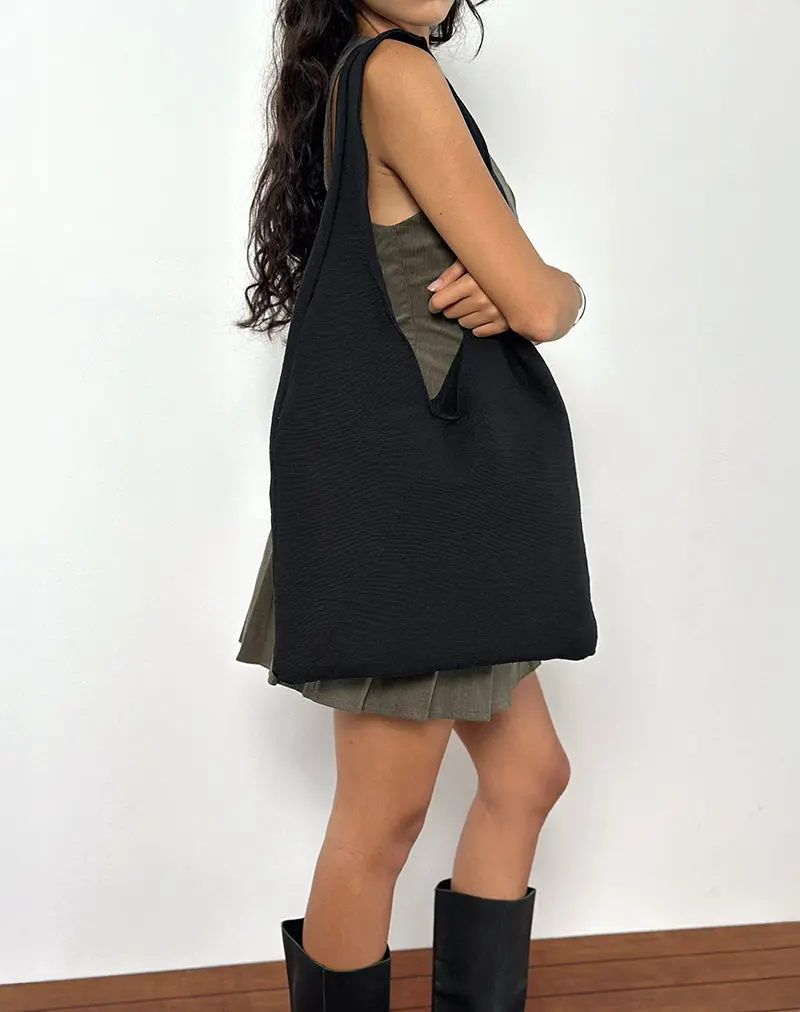 Lum Oversized Shoulder Bag In Black 1
